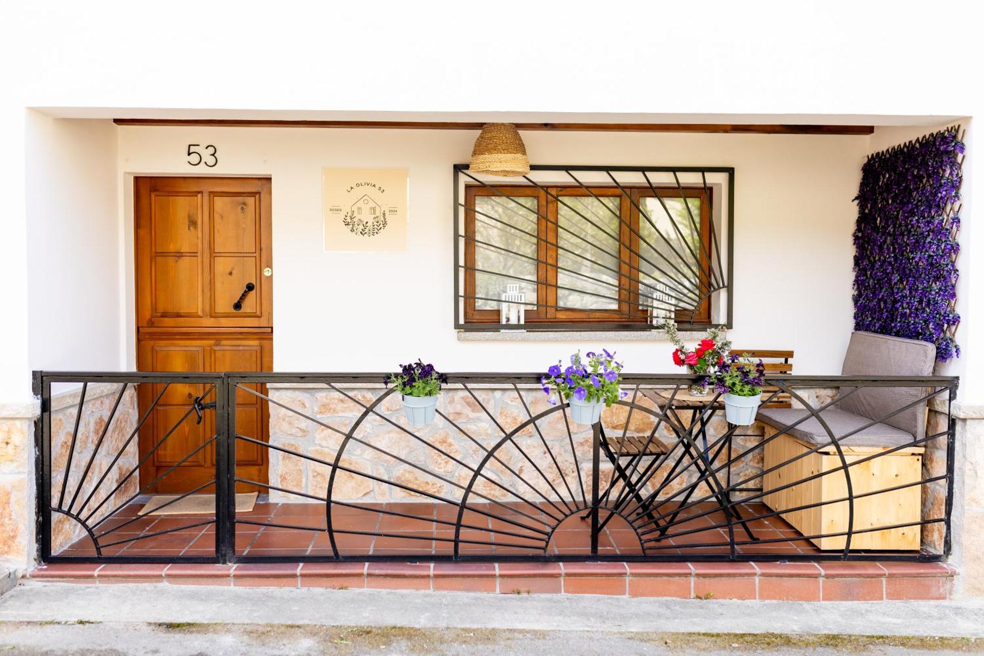 Onís La Olivia 53 Boutique Con Zona Chill Out Exteriorヴィラ エクステリア 写真