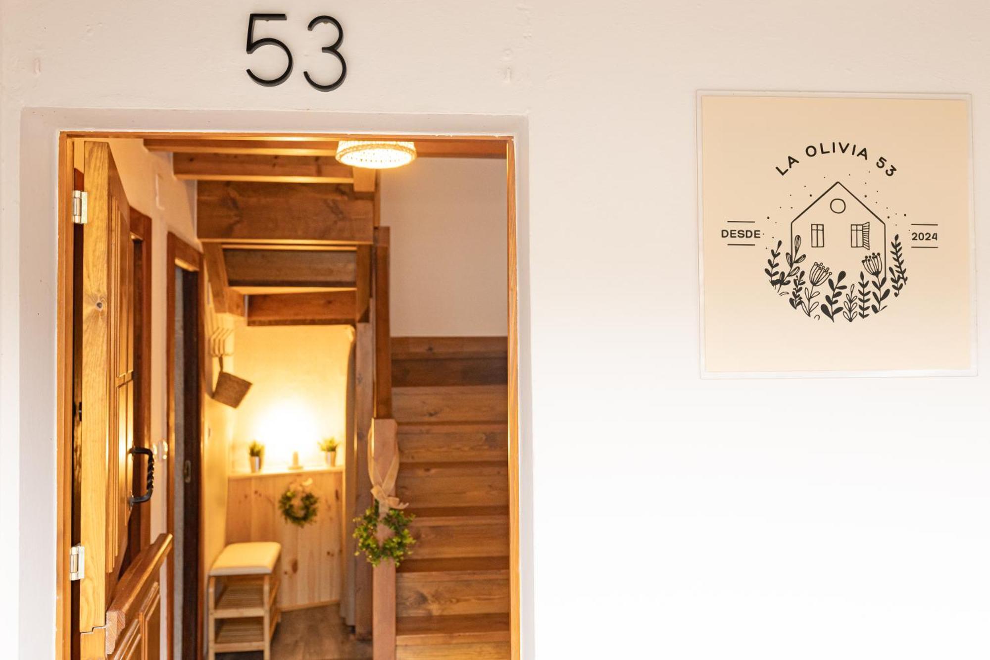 Onís La Olivia 53 Boutique Con Zona Chill Out Exteriorヴィラ エクステリア 写真