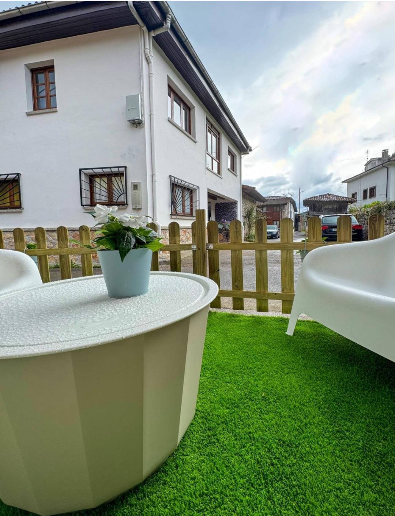 Onís La Olivia 53 Boutique Con Zona Chill Out Exteriorヴィラ エクステリア 写真